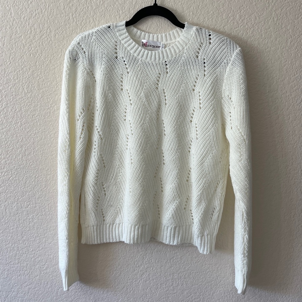 BIN#20 - COTTON EMPORIUM Girl’s Large Knit Sweater